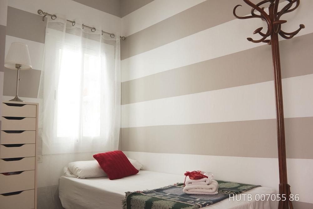 Alcam Augusta Apartment Барселона Екстериор снимка